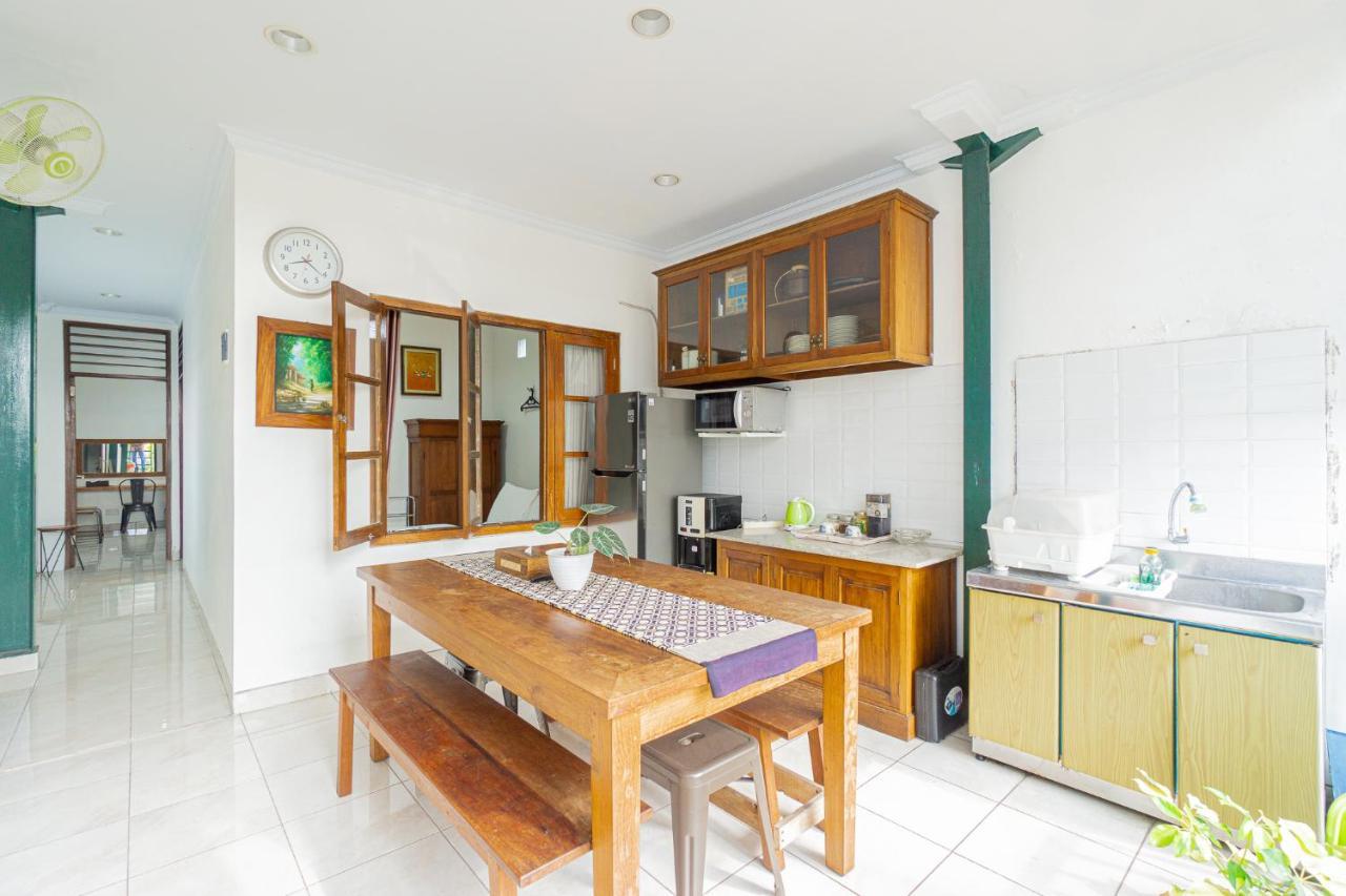 Omah Gerjen 29 By Bukit Vista Bed & Breakfast Yogyakarta Exterior photo