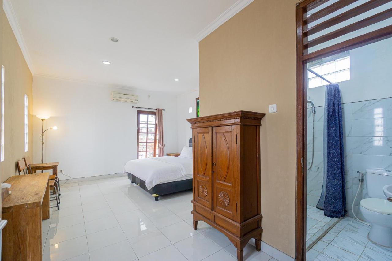 Omah Gerjen 29 By Bukit Vista Bed & Breakfast Yogyakarta Exterior photo